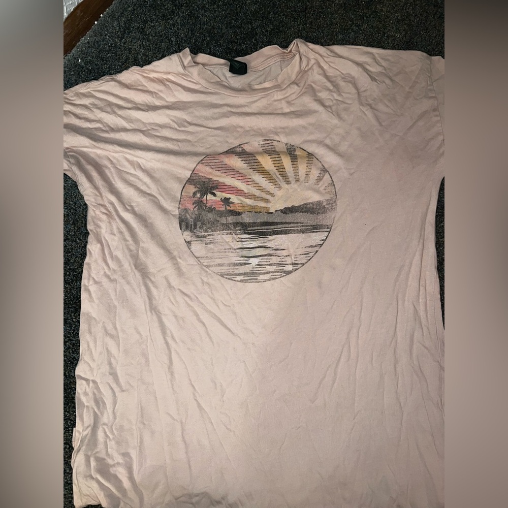 Sunset Graphic T-Shirt - Pink xs wild fabel